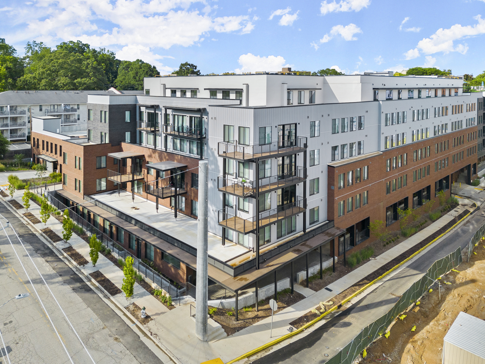 corner view of the Maxxen Athens